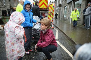 Nicola Sturgeon visite les sinistrés