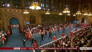 La révision des pouvoirs de la chambre des Lords est aussi annoncée 