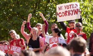 Les supporteurs de Corbyn